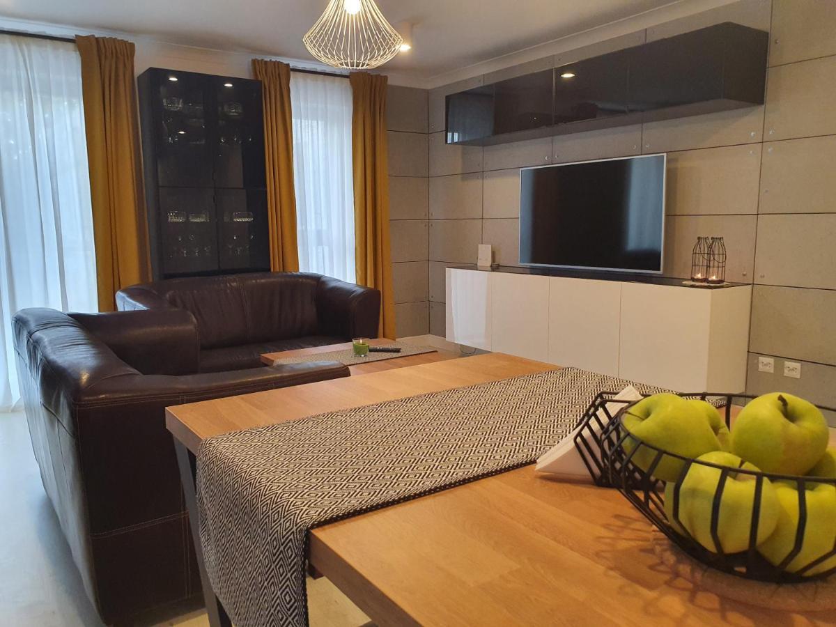 Apartament Hana Kamien Pomorski Bagian luar foto